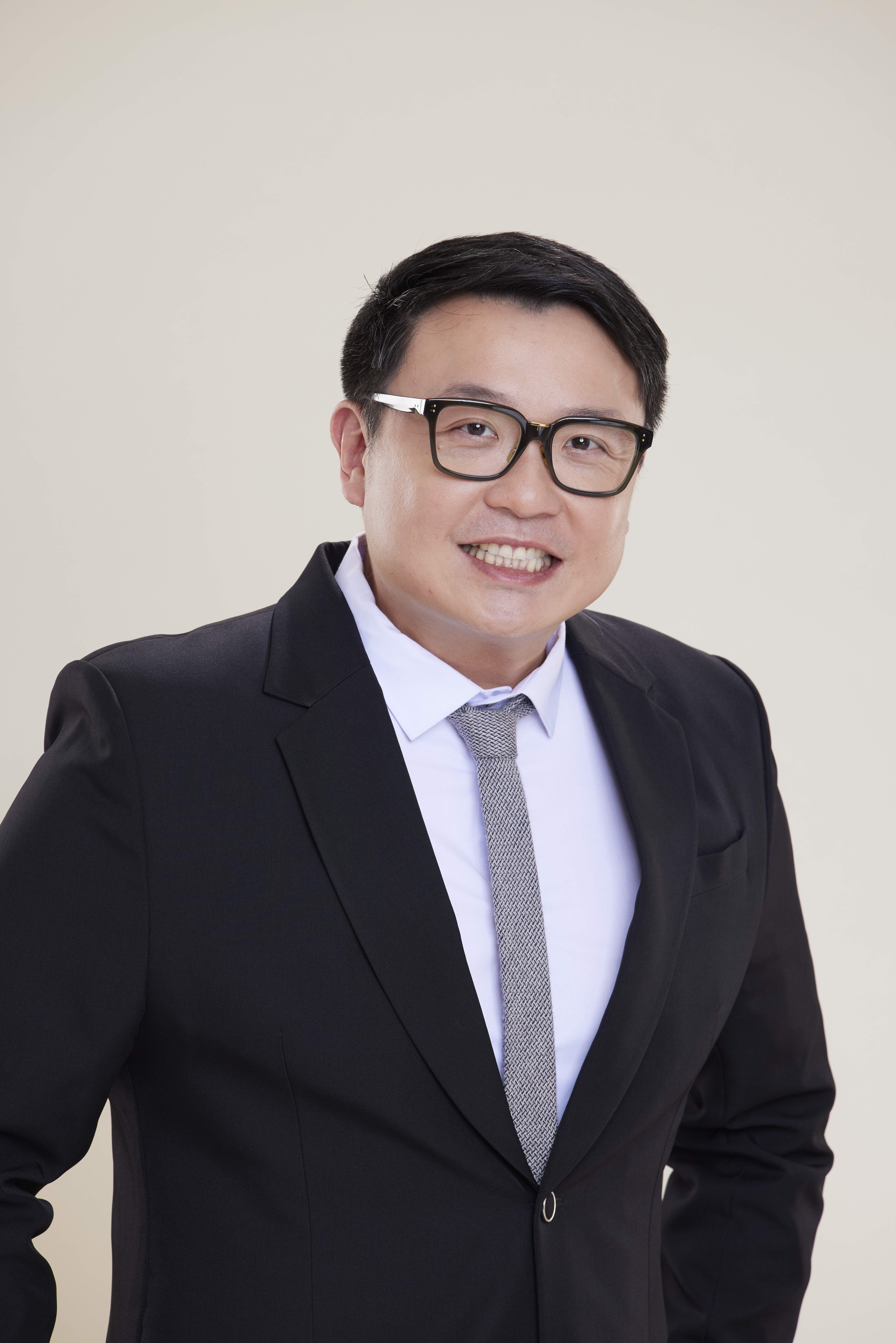 Dr. Eric Yapjuangco